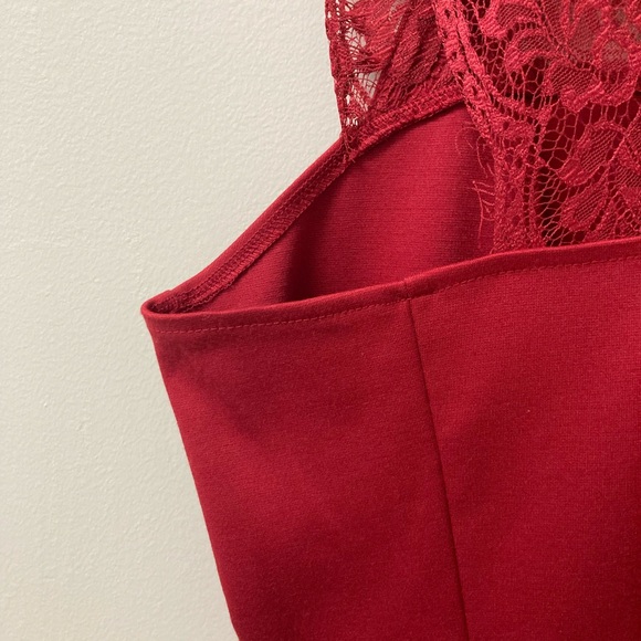 Red lace dress size S - Picture 7 of 8